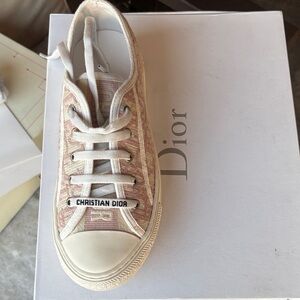 Dior Women's Beige and White Sneakers